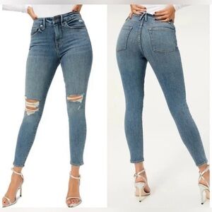 Good American Good Legs
Distressed Ankle Crop Skinny
Jeans